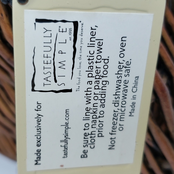 SALE!!! 3 FOR $15 Tastefully Simple Utensil holder- wicker - Picture 2 of 12